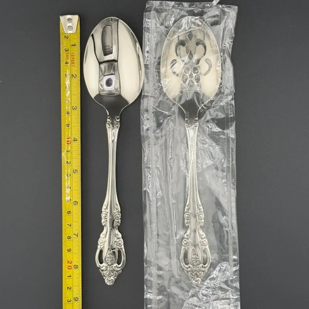 NEW Oneida Brahms 2 Piece Serving Spoon Set (One Solid, One Pierced) 8 3/8